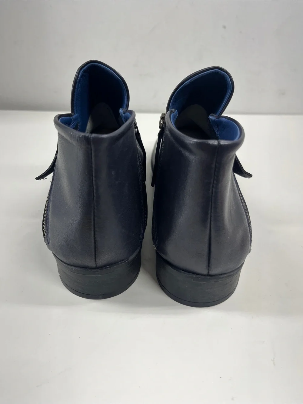 New Bueno Ankle Boots in Blue Leather Size 42